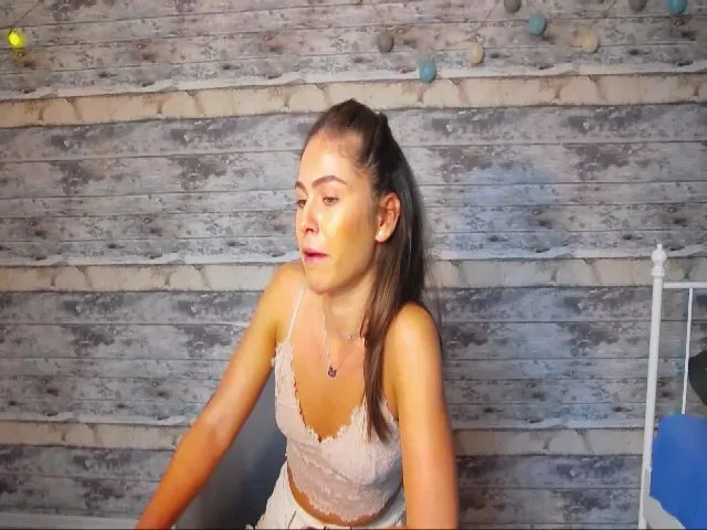 Live sex webcam photo for Naiadde #258797652