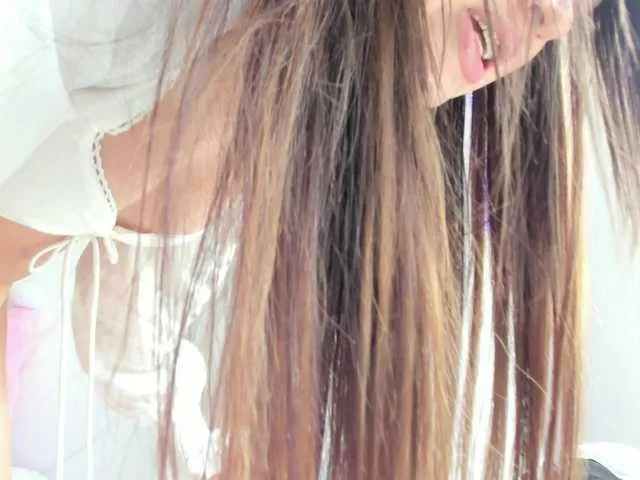 Live sex webcam photo for juliana-saint #241387650