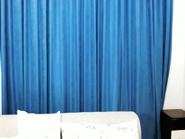 Live sex webcam photo for Ellaquality #262687170