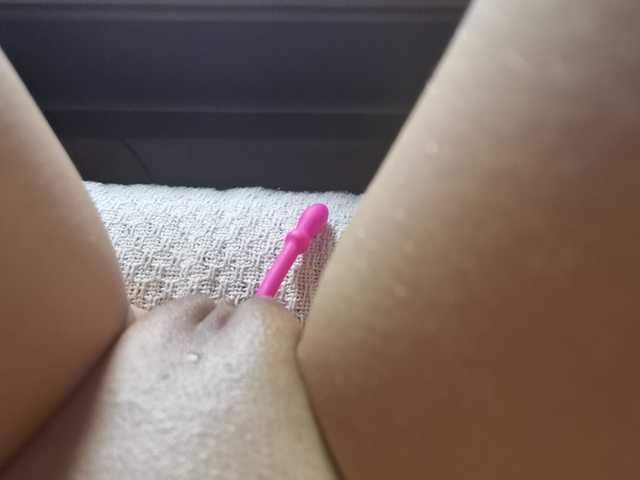 Live sex webcam photo for ModellMarlen1 #245404034