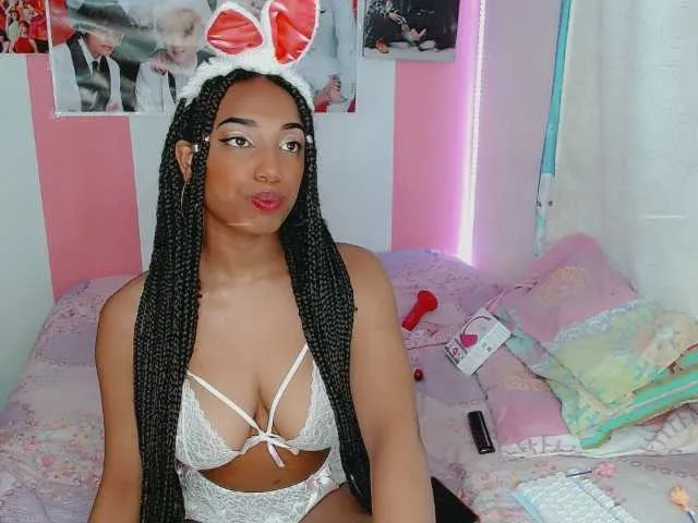 Live sex webcam photo for SweetLalisa #253403521