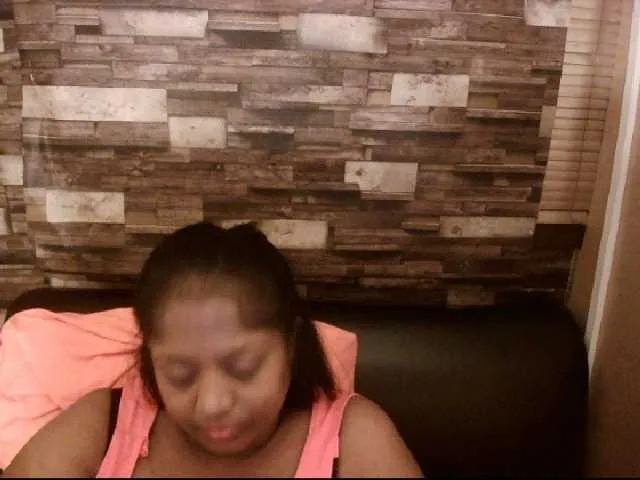 Live sex webcam photo for Indiantasha #287986008