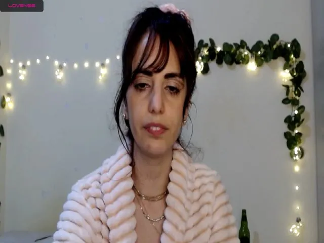 Live sex webcam photo for Saylorxsindy #257386103