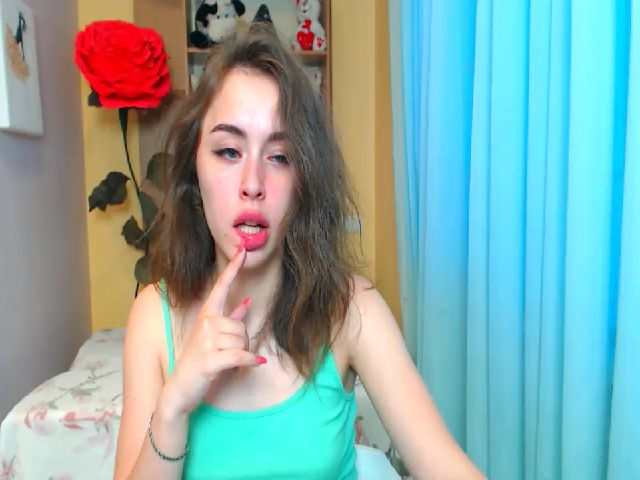 Live sex webcam photo for EshliLee__ #256863970