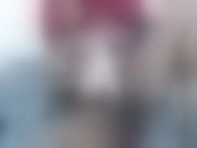 Live sex webcam photo for KINKYDOLLXX19 #255502393