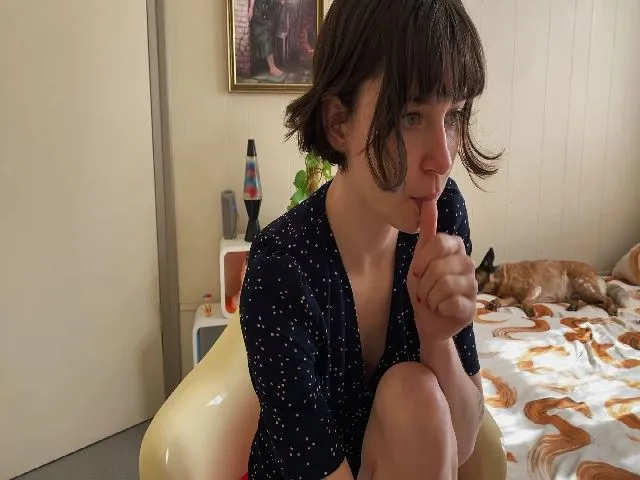 Live sex webcam photo for miatv #254327732