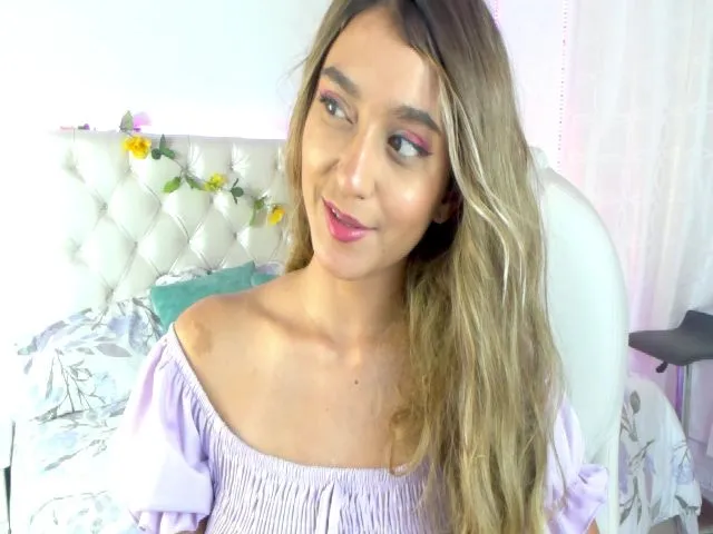 Live sex webcam photo for RubiJasper #261724651