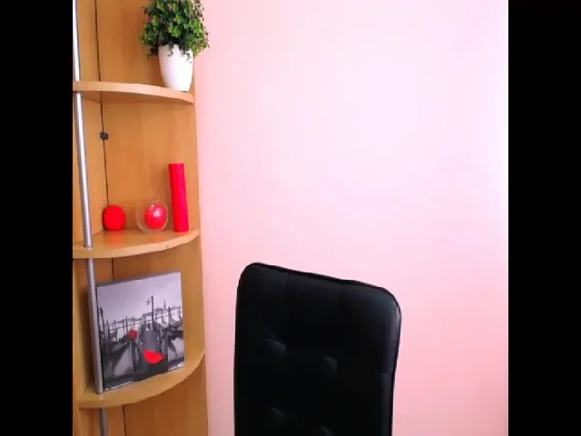 Live sex webcam photo for Miss_Vivian #263756447