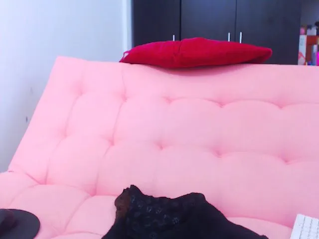 Live sex webcam photo for Bonnie_kiut #253604666