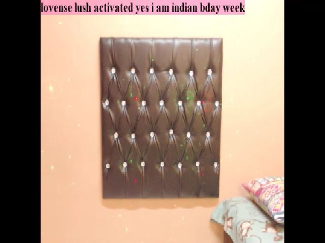 Live sex webcam photo for PARADISEQEEN #254896230