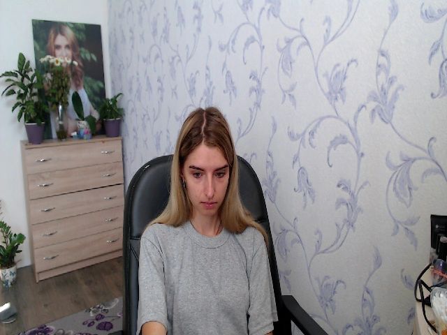 Live sex webcam photo for Springibabby #256703616