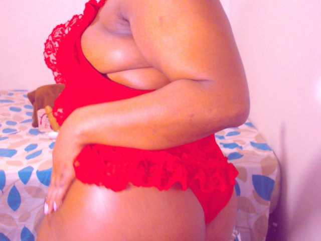 Live sex webcam photo for LizaDouson #241121531