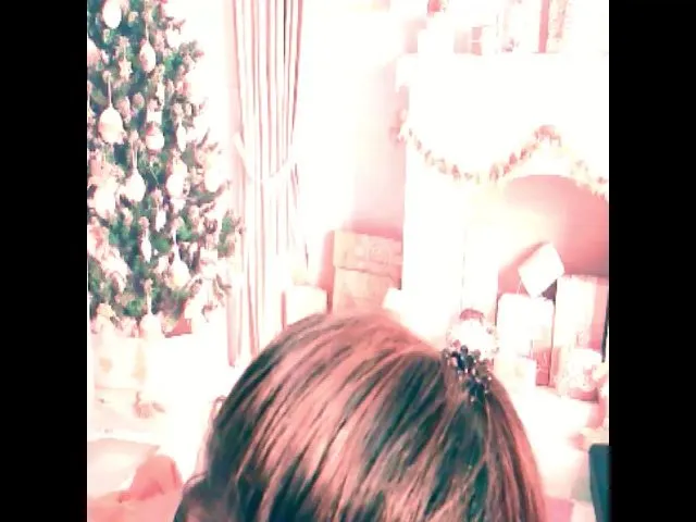 Live sex webcam photo for Sexyindianzn #253635439