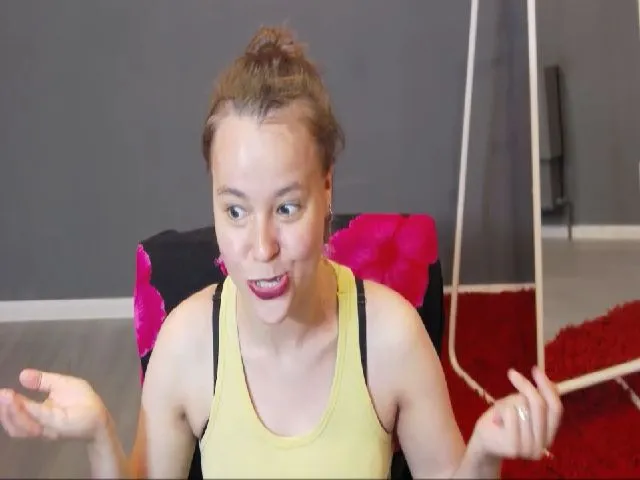 Live sex webcam photo for SimplyJoy #253555200