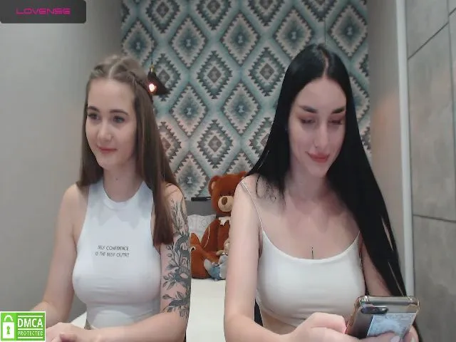 Live sex webcam photo for Your_peach #262782745