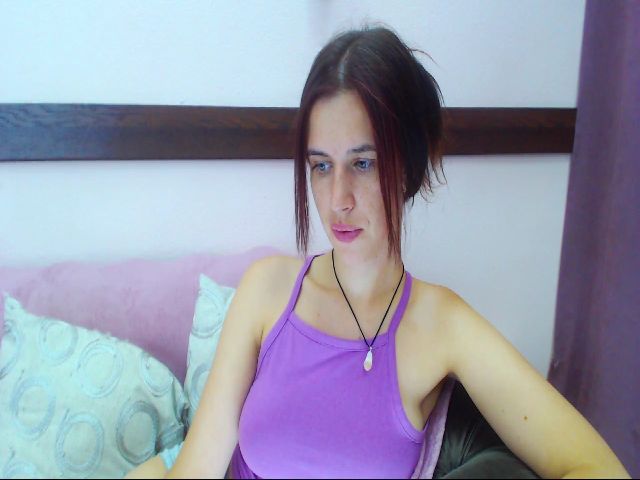 Live sex webcam photo for BlueAbelle #264832033