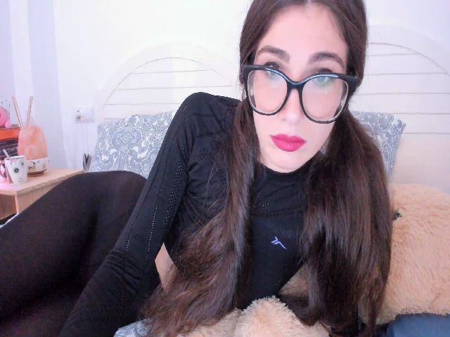 Live sex webcam photo for LivM_ #253677913