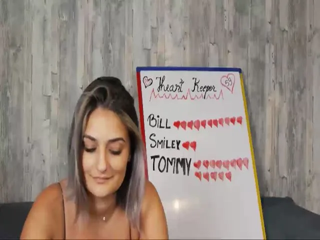 Live sex webcam photo for SecretAmber #263126292