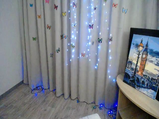 Live sex webcam photo for AnnetSunshine #260952327