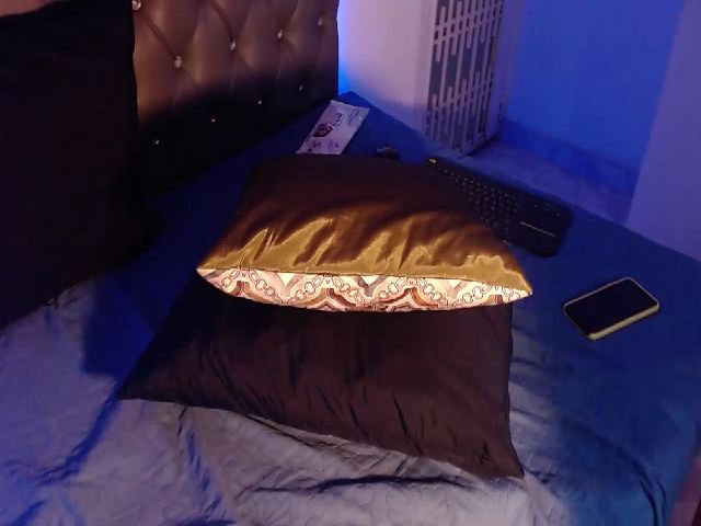 Live sex webcam photo for Spicysweet96 #257815367