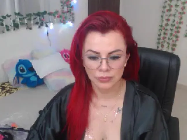 Live sex webcam photo for MILF_karol #253266868