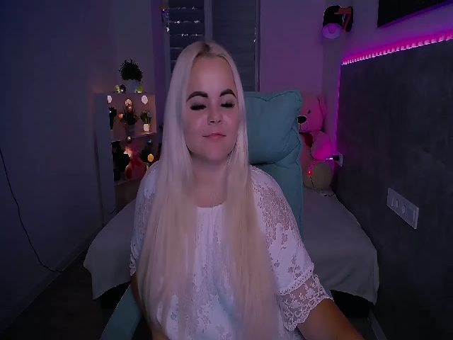 Live sex webcam photo for Jenni__fer #263879682