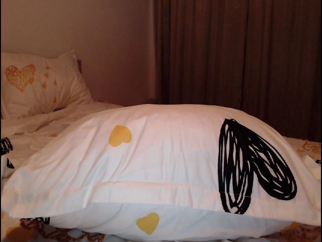 Live sex webcam photo for Emma__3 #261717941