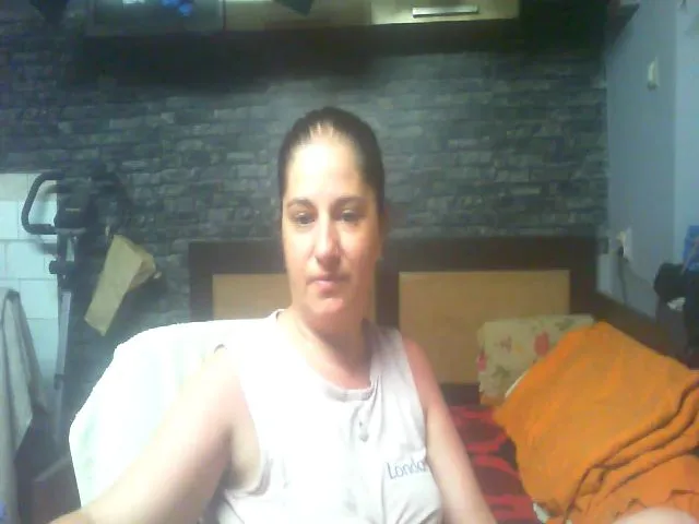 Live sex webcam photo for MGabrielle #255579040