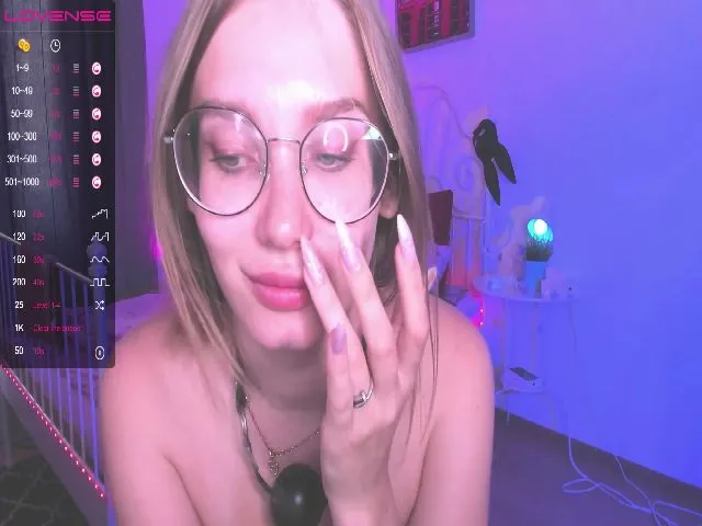 Live sex webcam photo for Ray_Milman #253659045