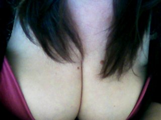 Live sex webcam photo for MadamSG #240833107