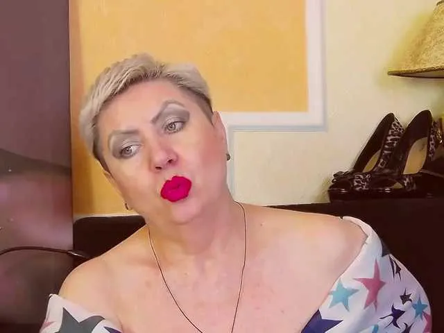 Live sex webcam photo for PoshLadyx #261897244