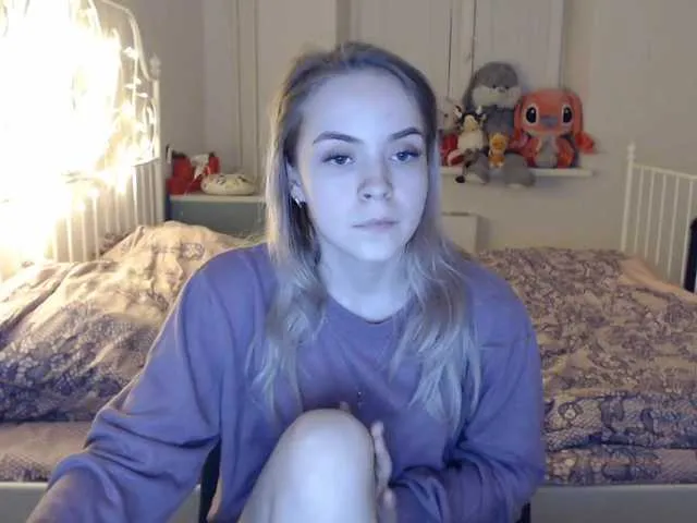 Live sex webcam photo for Milahskasa #245055946
