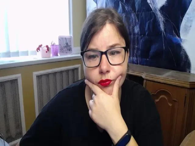 Live sex webcam photo for MonLais #258502149