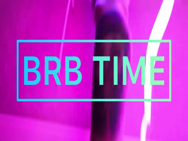 Live sex webcam photo for LisaMellow #253986198