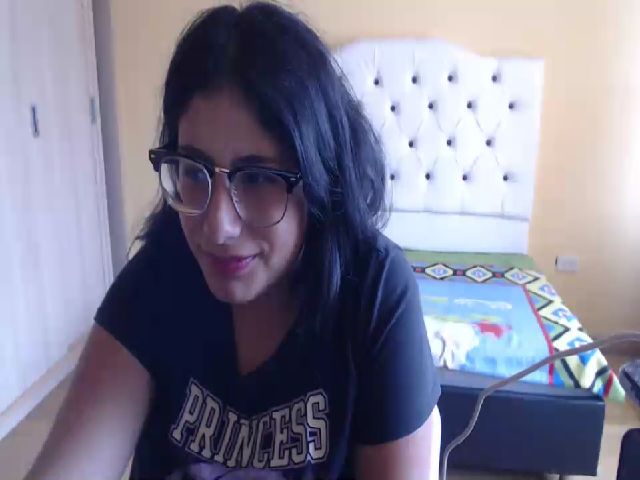 Live sex webcam photo for Aishafoxxx #253545226