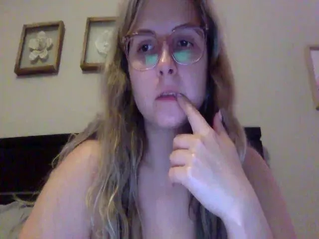 Live sex webcam photo for j3nnamatic #263290708