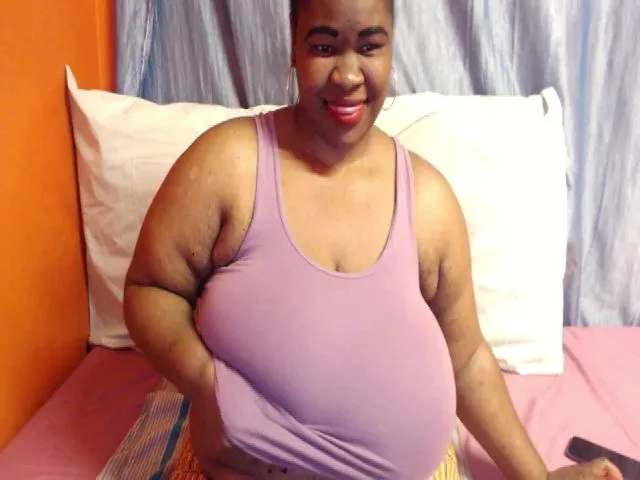 Live sex webcam photo for Sweetnozie #259238531
