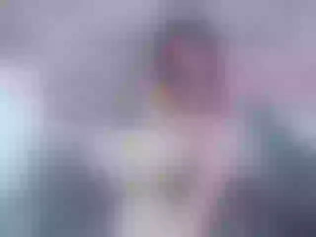Live sex webcam photo for karolkat69 #241391615