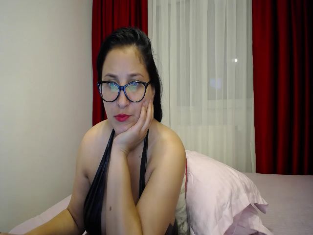 Live sex webcam photo for JhoannaSS #254303966