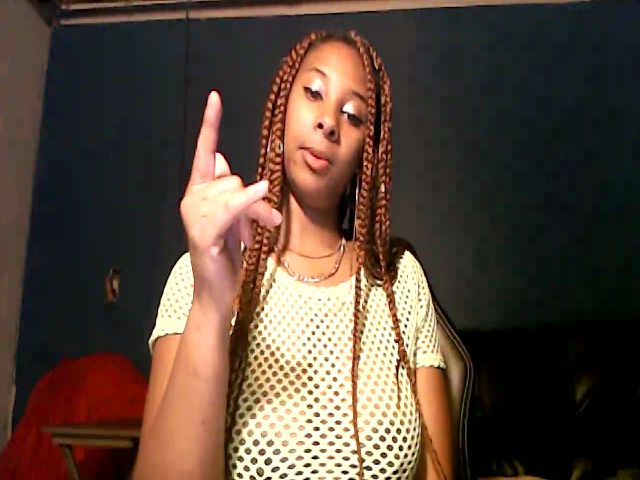 Live sex webcam photo for sweetieslayz #256165853