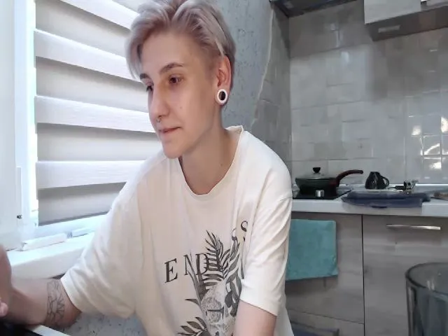Live sex webcam photo for Chromasia #264301530