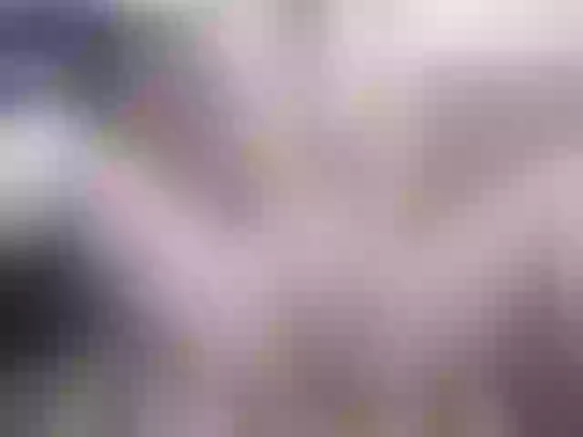 Live sex webcam photo for squirtblonde #254035096
