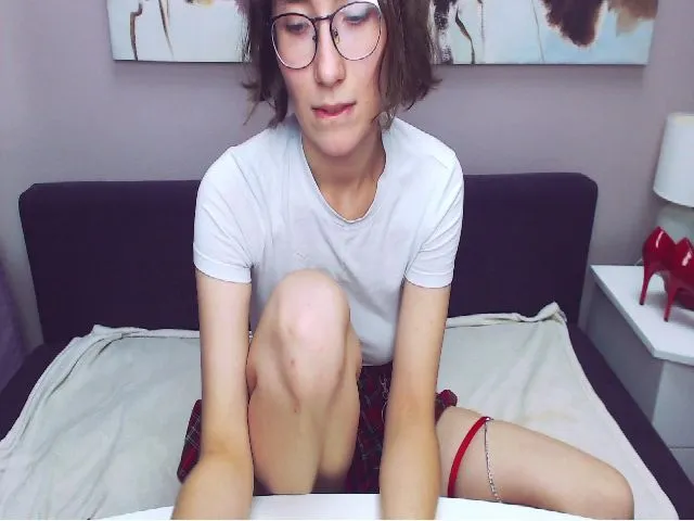 Live sex webcam photo for CleverAlexiss #254769892