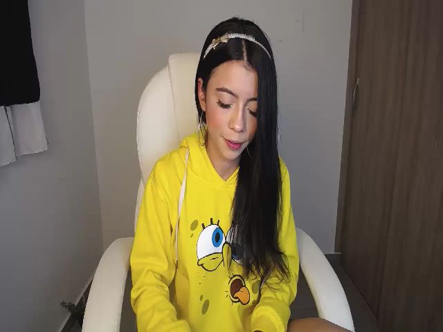 Live sex webcam photo for Littlelisa__ #253289439