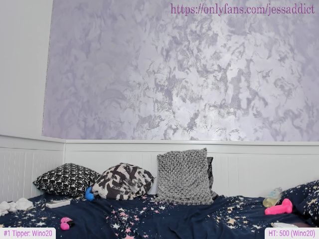 Live sex webcam photo for JessAddict #257802874
