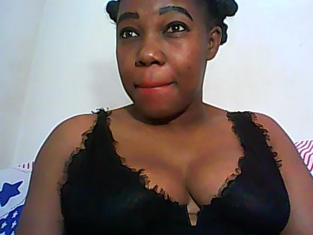 Live sex webcam photo for AfriPrincess #263053154