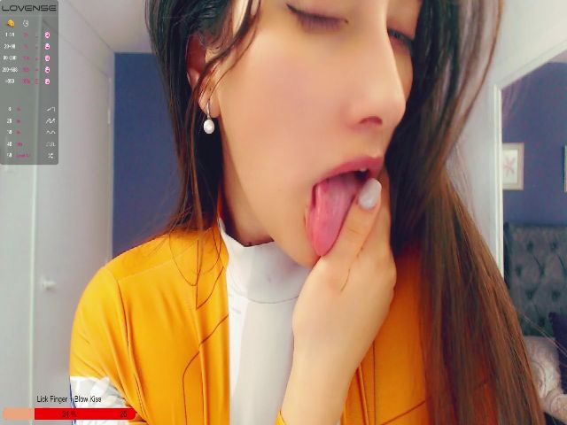 Live sex webcam photo for anniesclub #252988405