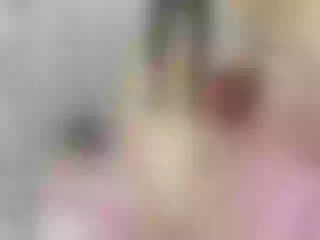 Live sex webcam photo for Megan_fox96 #258031242