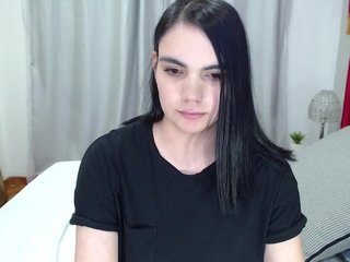 Live sex webcam photo for AliceRoss #240793949