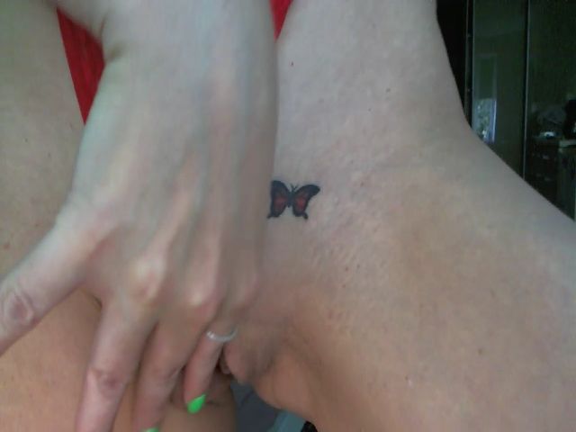 Live sex webcam photo for Whitepantherr #252515565